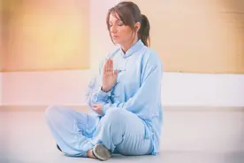 养生气功呼吸法，这三种就够了：任选其一，受用一生图片