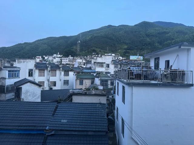 徒步三山五岳：安徽黄山！