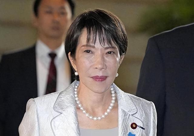 6国外援候命，高市通知全球，对华打响第二枪，中方被逼上硬菜