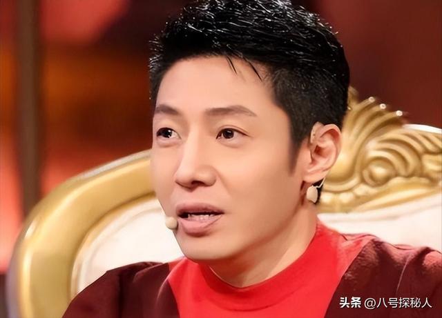 和撒贝宁同居四年，却转身和富豪在一起，没想到如今却沦落至此