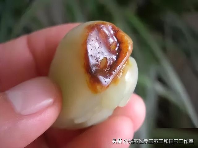 小心你手上的新疆和田玉籽料被俄罗斯籽料冒充！