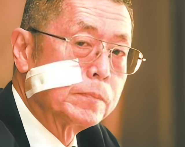 三婚娶小37岁徒弟，81岁生女，84岁生儿，如今住美国豪宅好不惬意