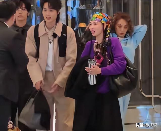 45岁张柏芝杀疯了！冻龄+高情商双buff，反卷成内娱活明白天花板