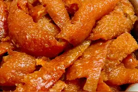 这才是猪皮最好吃的做法，非常详细，比扣肉都香图片