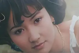 小青陈美琪～天使的母亲：儿时被遗弃，嫁富豪遭背叛，再婚幸福图片