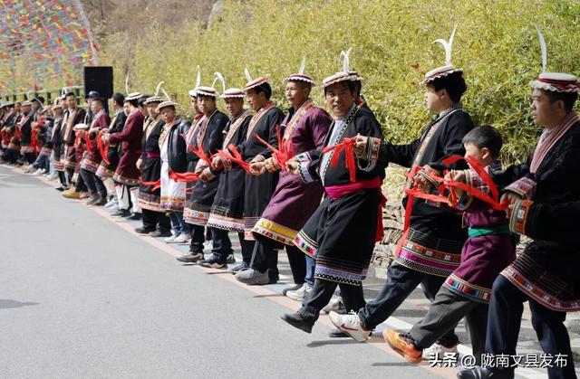 正月十五的白马山寨