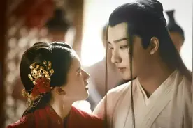 李宏毅摸赵露思，他俩之前谈过？图片