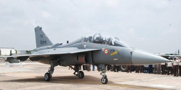 攻不了守不住	，中国空军在西藏上空，被印度空军足足欺负了40年？