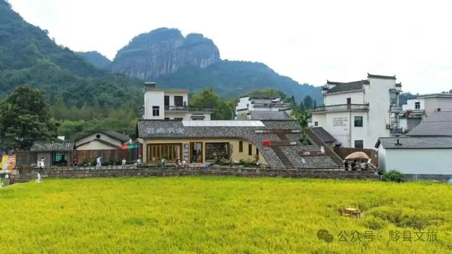 黟县如何用一千家民宿，写一本文旅教科书？