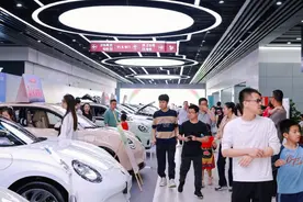 汽车以旧换新 撬动消费向“新”而行图片