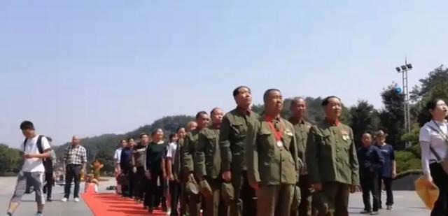 9月3日大阅兵唯一“缺陷”，国人真的不能忍了！