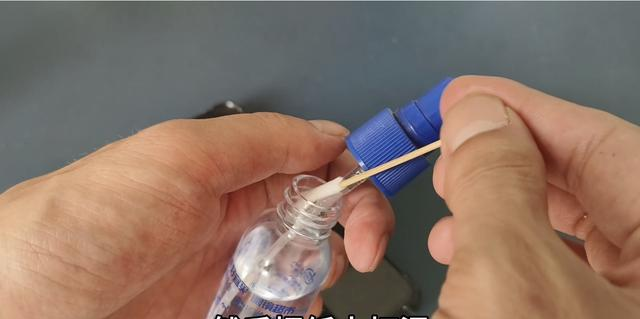 手机充不进电，充电慢怎么办师傅教你一招， 不花钱就能解决