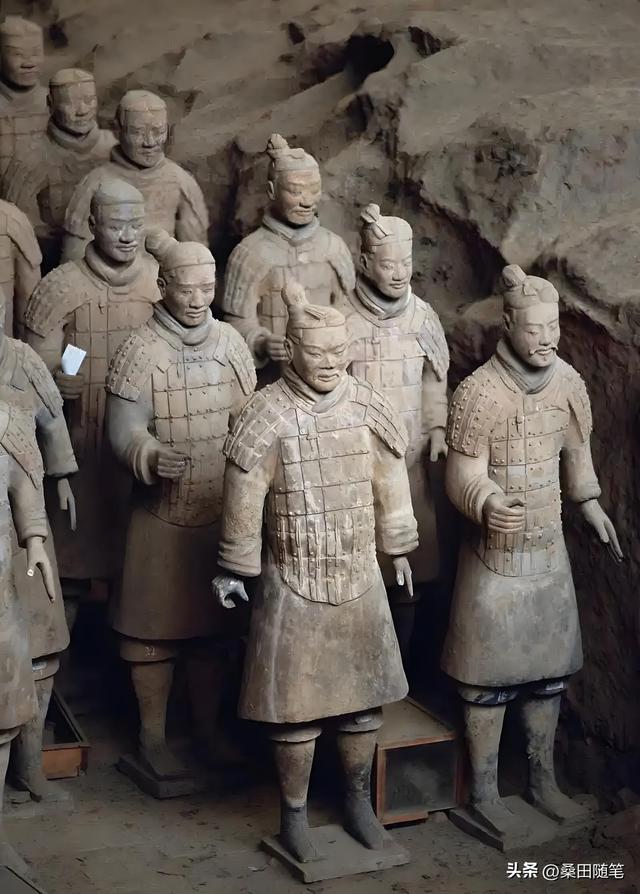 西安的秦始皇兵马俑