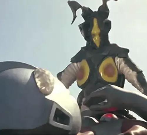 初代奥特曼佐菲和新奥特曼利匹亚佐菲