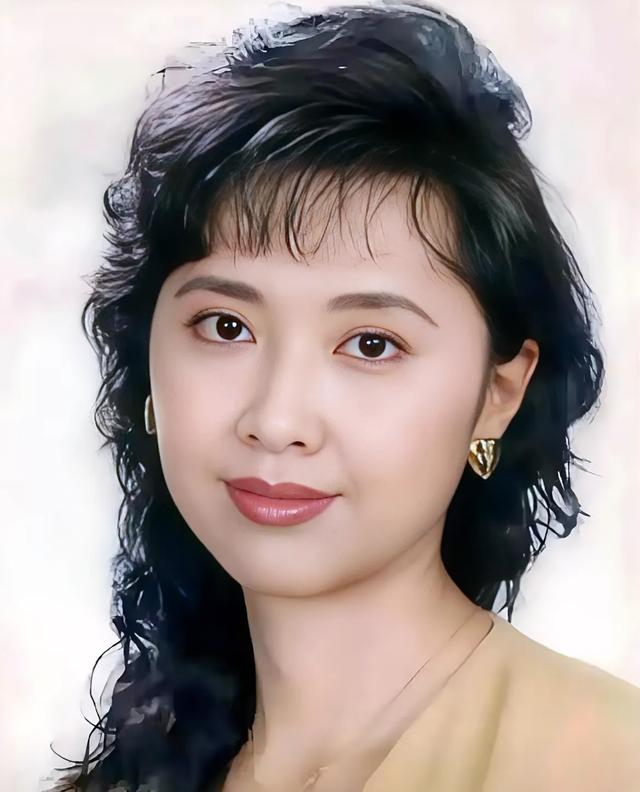 18位来自北京的女艺人，每一位都才貌俱全	，你最欣赏哪一位？