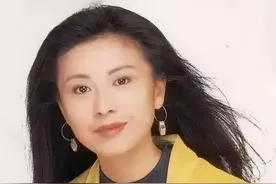 60岁梁雁翎近况曝光，满头白发变成老奶奶，无儿无女定居内地图片