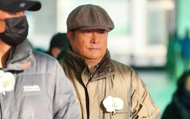 何晴告别式，儿子一席话揭开真相：那场漫天大雪是为她下的