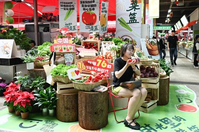 国庆，弥勒这个菜市场火了！