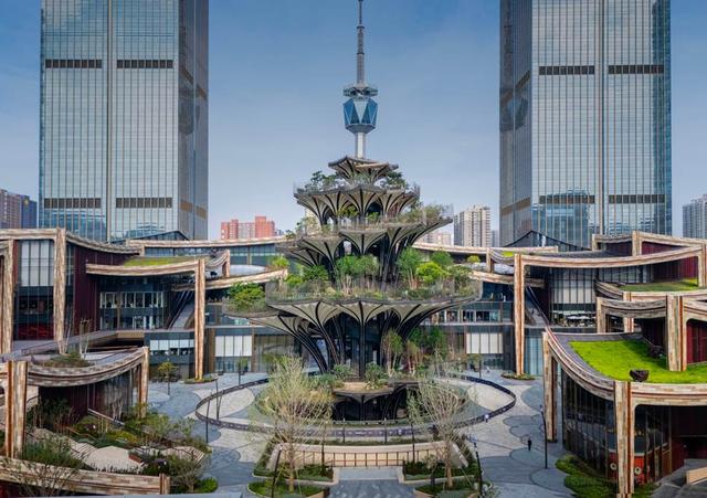 西安万象城生命之树焕新启幕，共赴一场“树下见”的浪漫约定