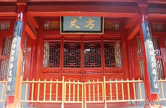 越扒越猛！释永信在少林寺有多爽，你可能想象不到，难怪佛协痛批
