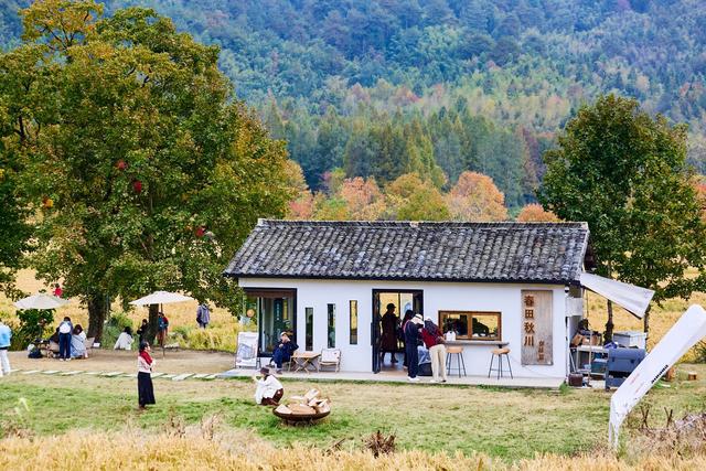 皖南塔川秋韵，正是从水墨到油画的季节，邂逅一场徽州的色彩盛宴