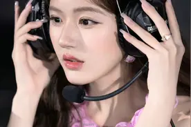 "赵露思‘换头术’大揭秘？网友直呼：化妆师，给我来一打！"图片