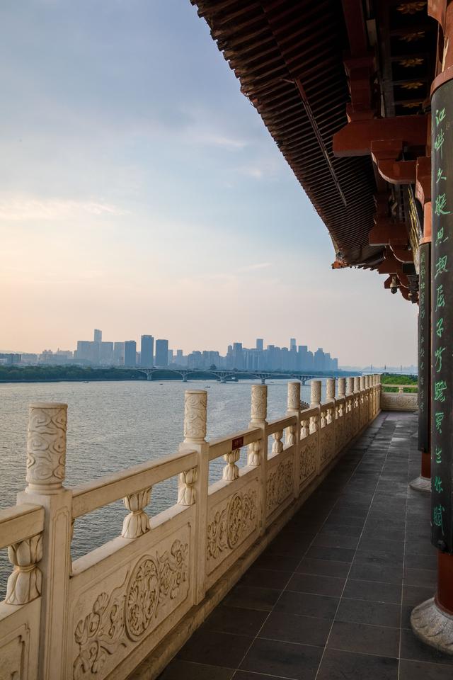 长沙杜甫江阁