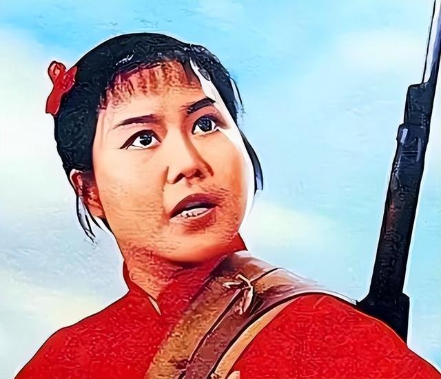吃里爬外，永不回国？她带领30名演员选择留美，如今年过花甲归来