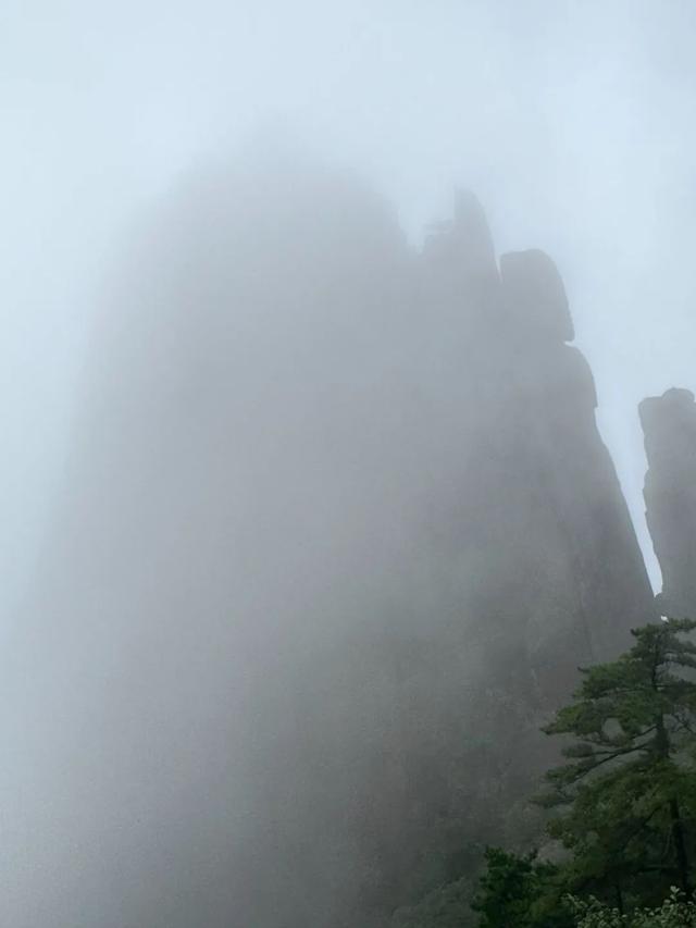 徒步三山五岳：安徽黄山！