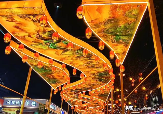 成都免费灯会，亮灯了，流光溢彩，超级漂亮，一派年味！