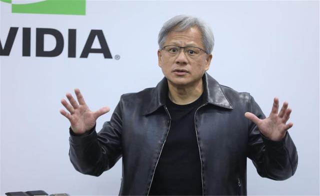 英伟达H20终于卖给中国，藏有美国三大坏心思，中方已抓一批人
