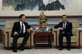 马斯克北京车展期间访华，真的只是个巧合？图片