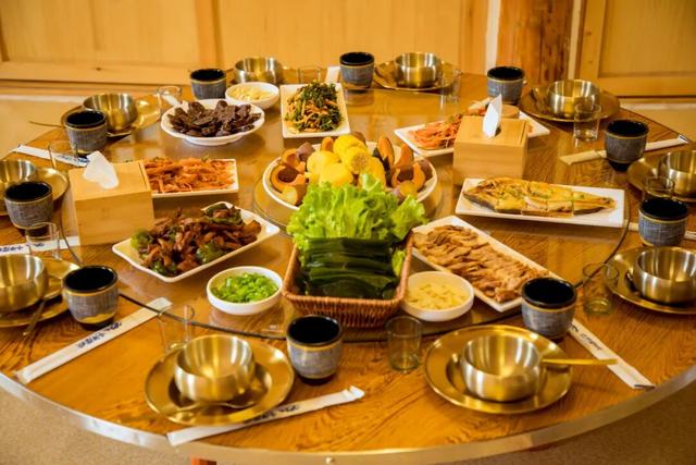 比滑雪还刺激？中朝边境这座千年崖城，让你肾上腺素翻倍！