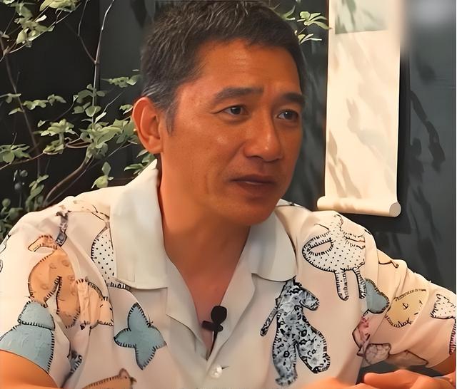 63岁在日本养老的梁朝伟，如今的处境，印证了张国荣当年的话