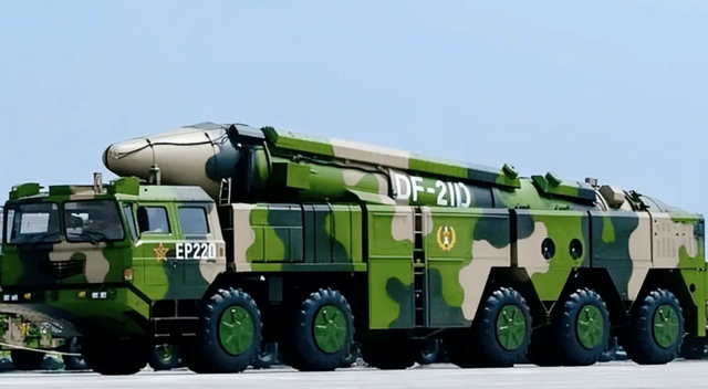 柯文哲：一旦台海开战，大陆恐怕撑不过两周，将会比台湾先垮掉