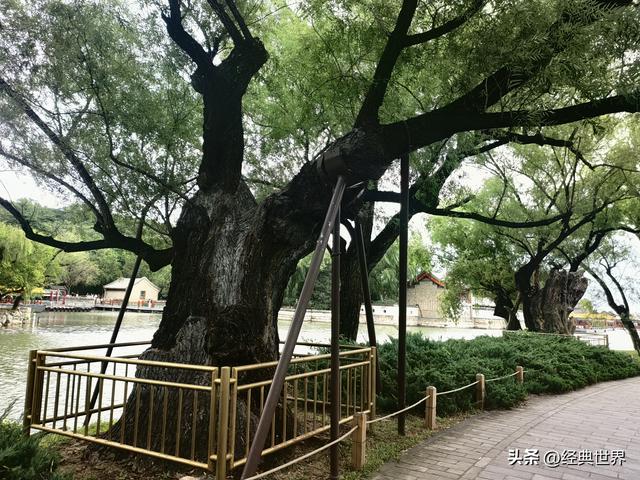 颐和园之三——西堤、绣漪桥和十七孔桥