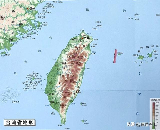 我国台湾岛有富贵角和鹅銮鼻，还有猫鼻头，都是自然形成的