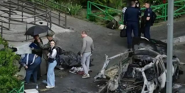 致命暗杀！乌克兰出手？俄军中将被炸死街头，俄乌冲突要升级
