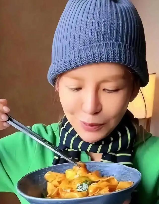 央视主持人朱迅：生命终将结束，为什么不大胆一些