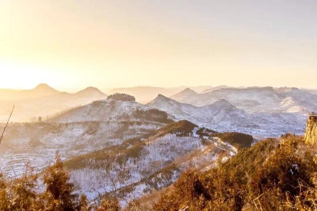 大雪至沂蒙，山水待君游
