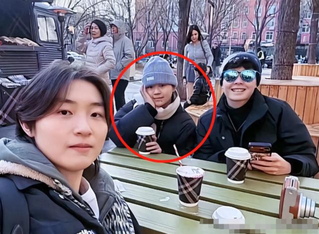 全红婵归队了！她变化真大	，身材高挑颜值抢眼，留了长发气场强大