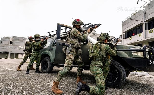 解放军释放斩首信号，赖清德家人逃美	，川普态度反转，统一来临？