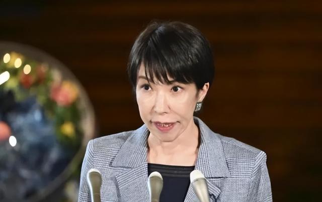 高市早苗没想到，中方祭出第二张王牌，特朗普“隔岸观火”