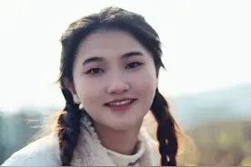 侄子结婚，我和姐随礼2000，婚礼结束后，嫂子把我悄悄拉进了屋图片