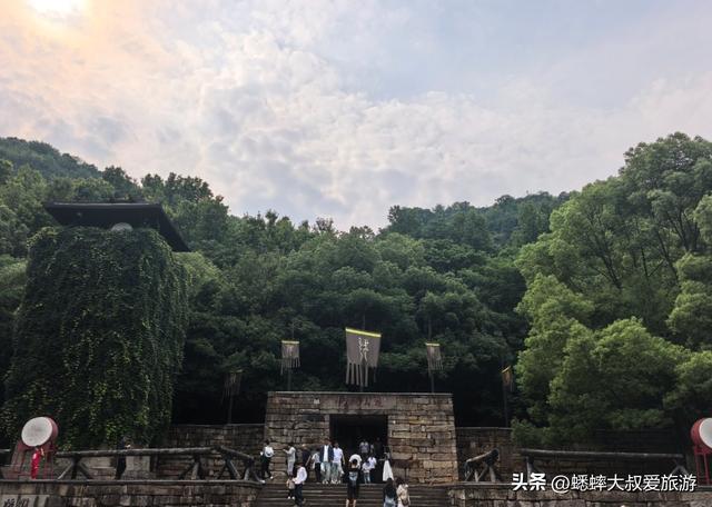 这个杭州“千古名山”，80%人都错过了，与勾践结缘，故事繁多！