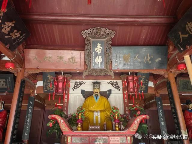 夏天你不能错过的浙南九寨沟！幽谷俊山，碧波荡漾，美得不像人间