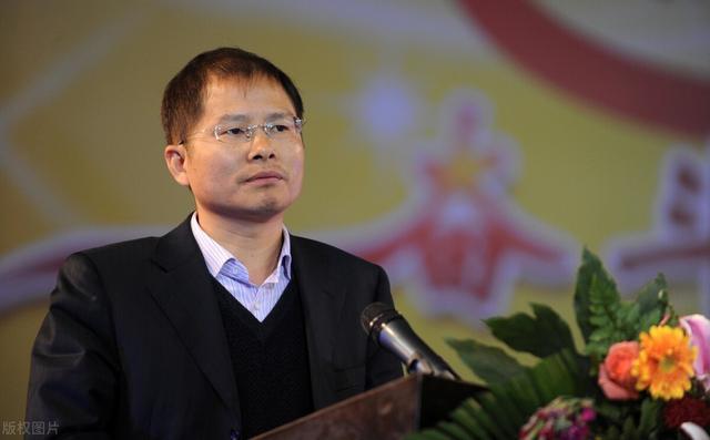 他才是任正非最信任的2号人物！稳居华为权力核心15年，战功赫赫