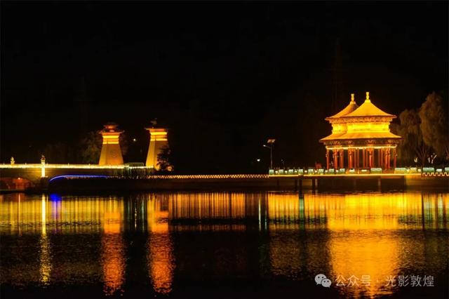 敦煌党河风情线绝美秋色引客来（之一）