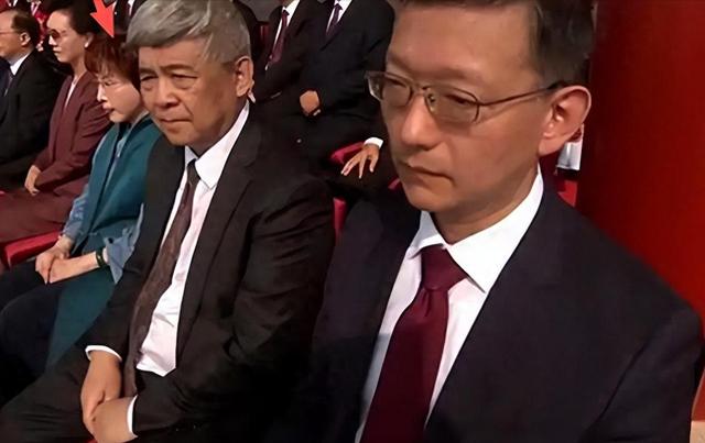洪秀柱登上天安门，民进党称“回来就抓捕”，她用四个字霸气回应