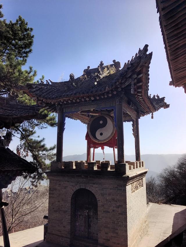 甘肃平凉，被严重低估的宝藏小城！感受西北黄土高原的豪迈与烟火